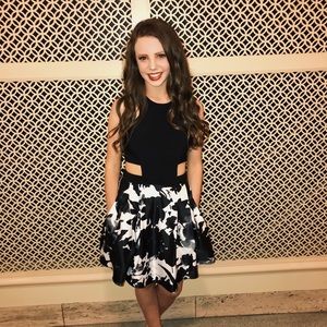 Meet your Posher, Olivia